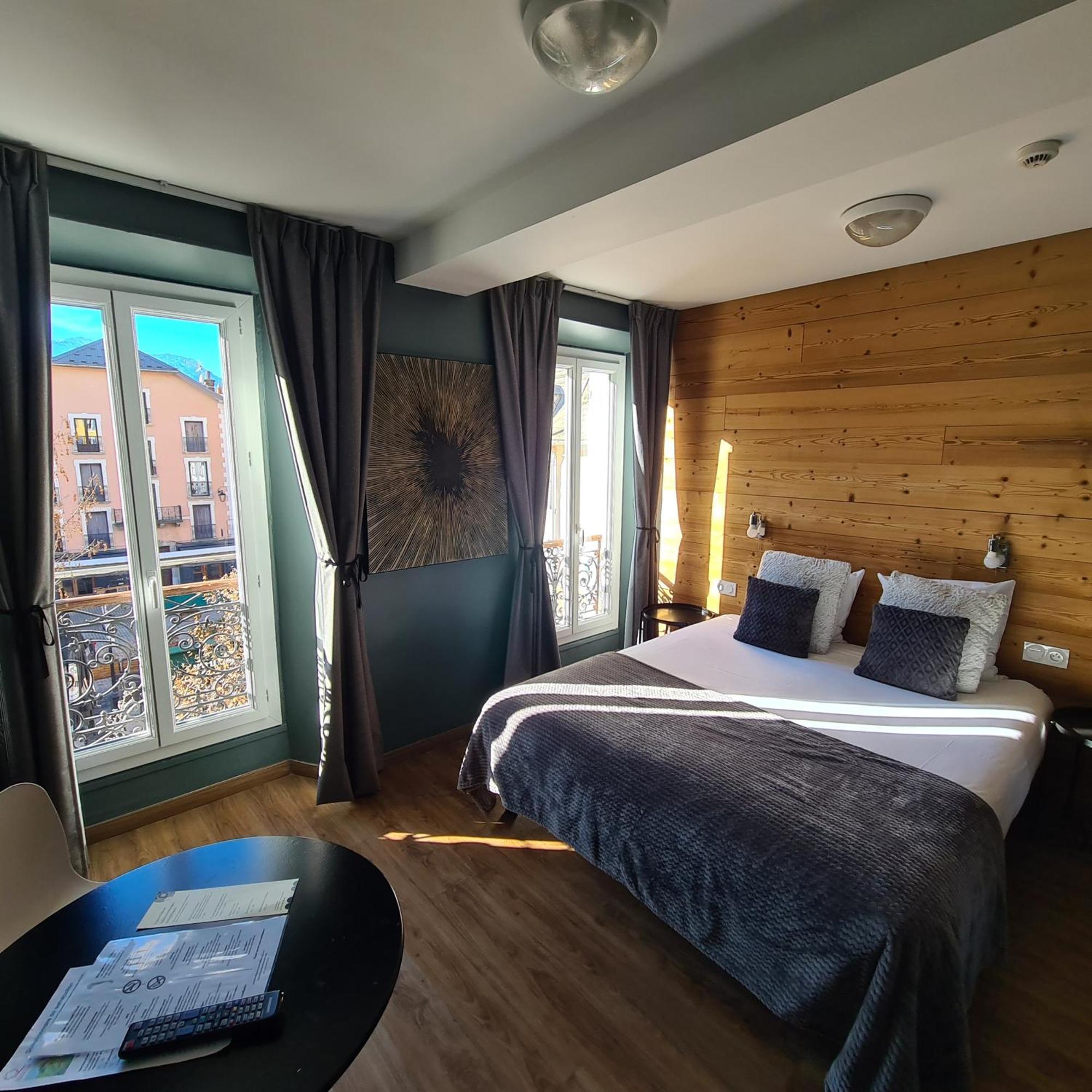 Le Grand Hotel Barcelonnette Exteriér fotografie